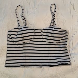 FINAL SALE🚨🚨 Striped Crop Tank